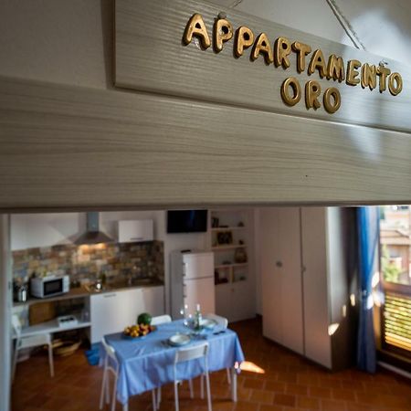 Piccolo Sole D'Oro - Appartamenti カラタフィーミ エクステリア 写真